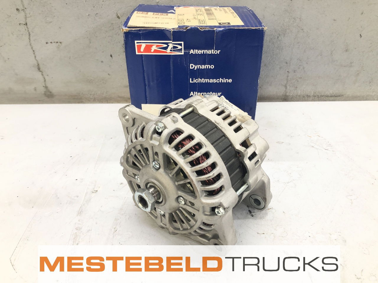 DAF Dynamo - Engine and parts for Truck: picture 1 DAF Dynamo - Engine and parts for Truck: picture 1