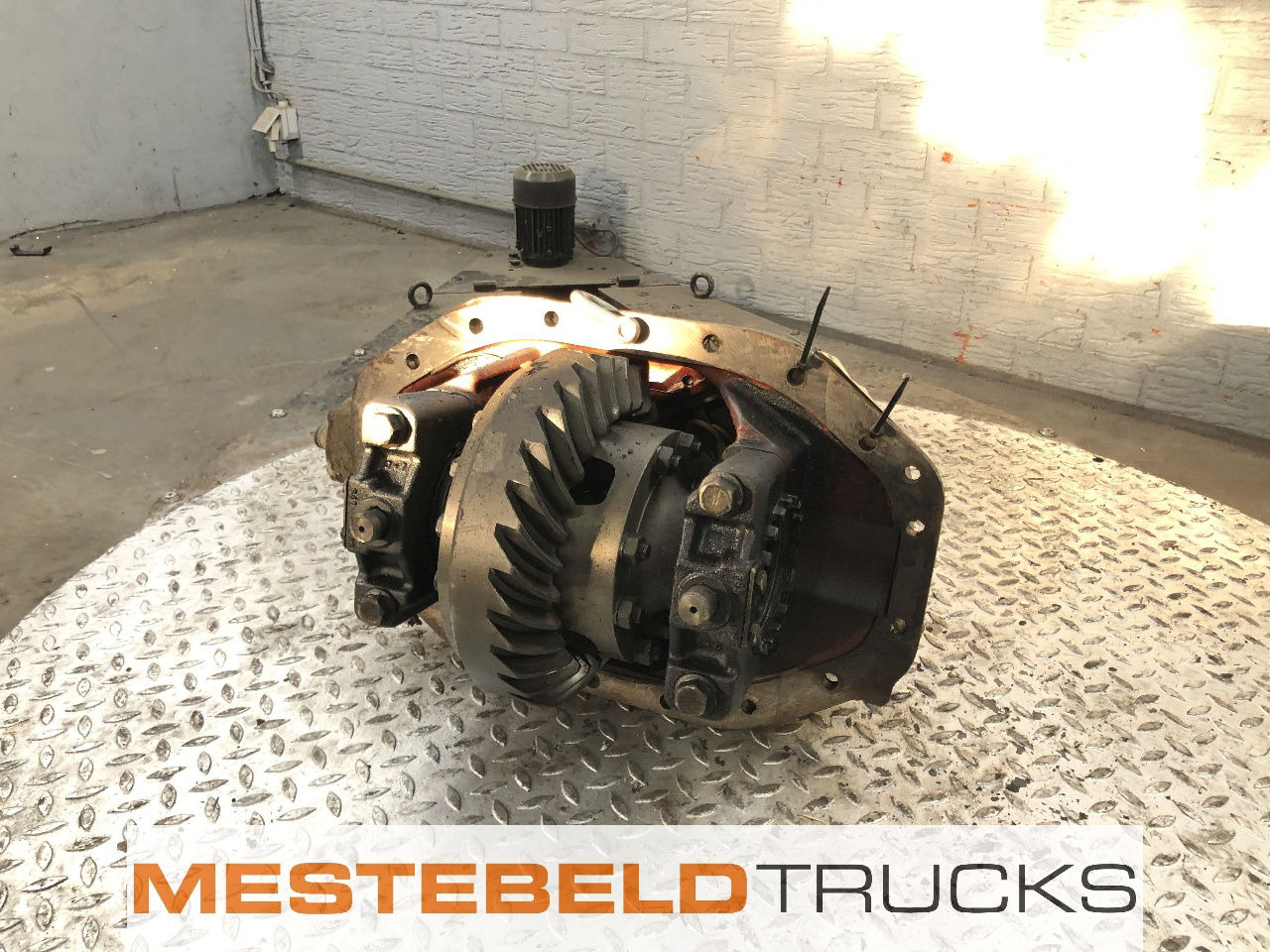 Ginaf Differentieel 1355 - 5.48 - Rear axle for Truck: picture 1 Ginaf Differentieel 1355 - 5.48 - Rear axle for Truck: picture 1