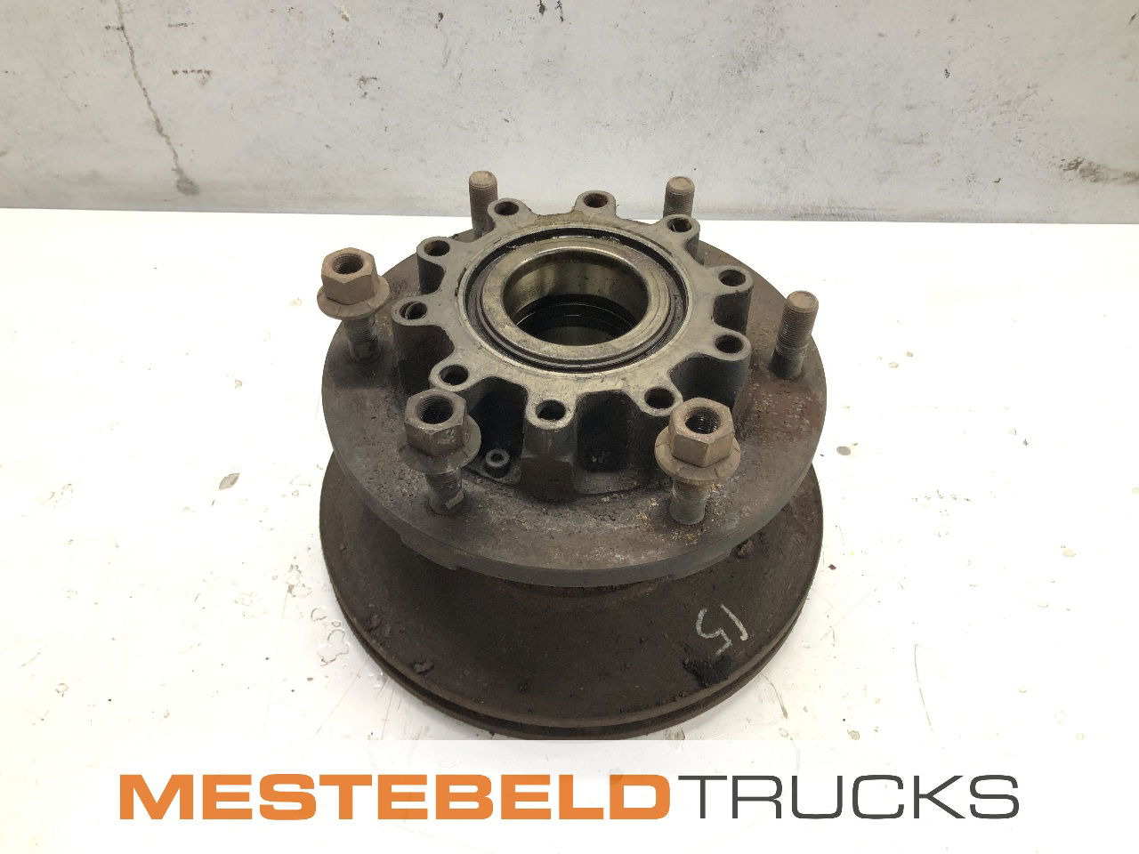 MAN Achterasnaaf TGL - Rear axle for Truck: picture 1 MAN Achterasnaaf TGL - Rear axle for Truck: picture 1