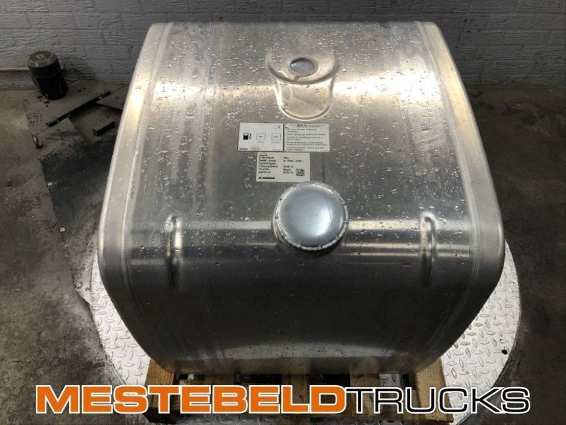 MAN Brandstoftank 290 liter - Fuel tank for Truck: picture 1 MAN Brandstoftank 290 liter - Fuel tank for Truck: picture 1