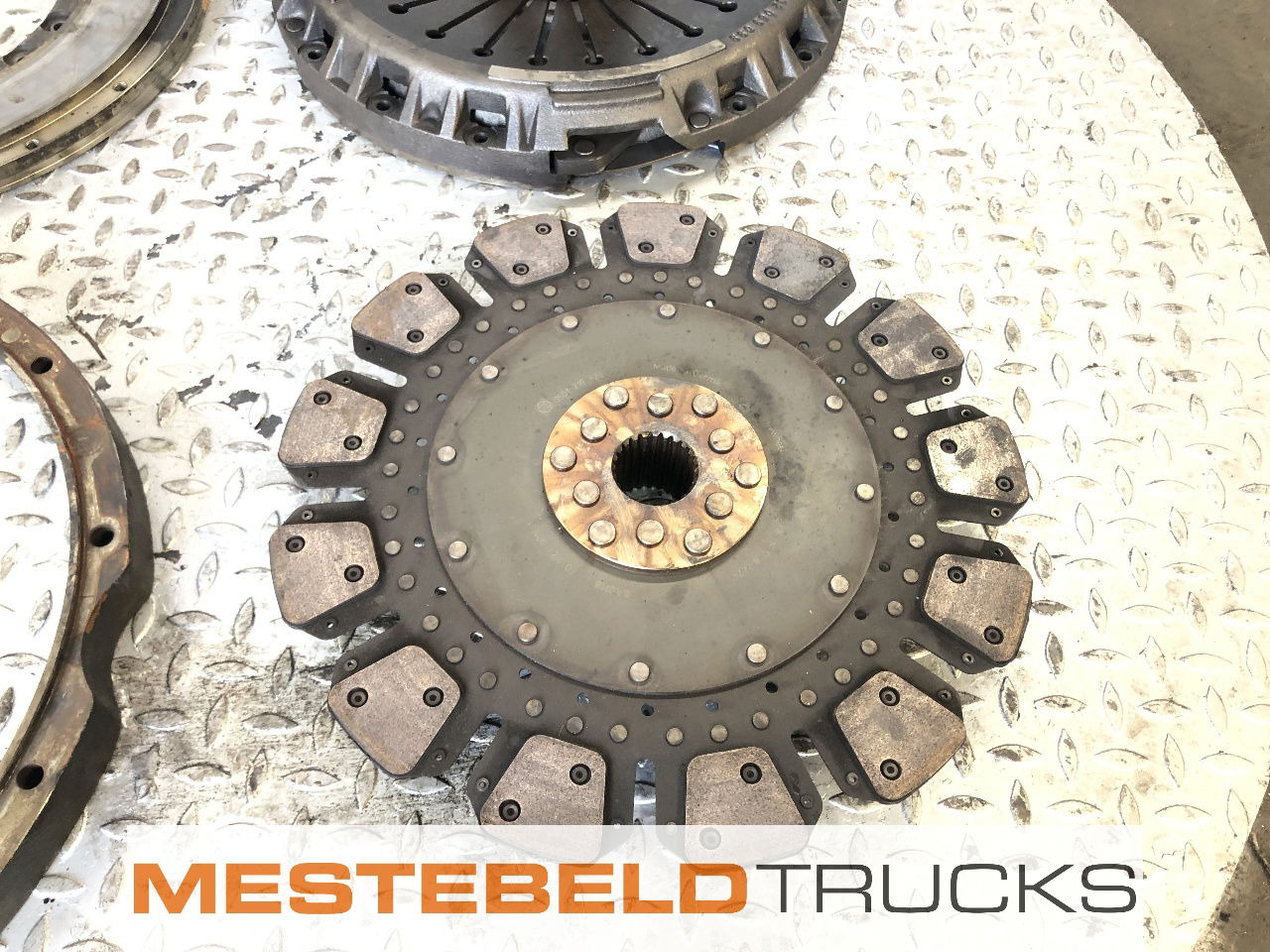 MAN Koppelingsset WSK 440 - Clutch and parts for Truck: picture 3 MAN Koppelingsset WSK 440 - Clutch and parts for Truck: picture 3