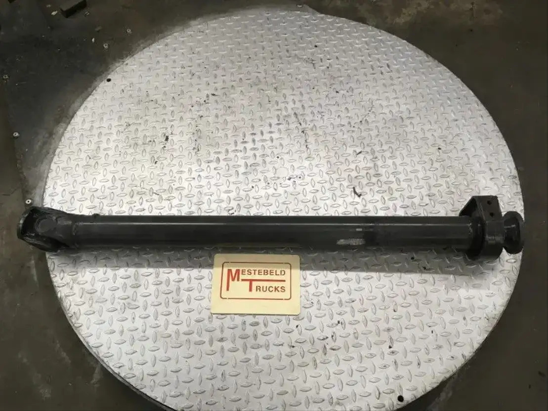 Mercedes-Benz Aandrijfas - Drive shaft for Truck: picture 1 Mercedes-Benz Aandrijfas - Drive shaft for Truck: picture 1