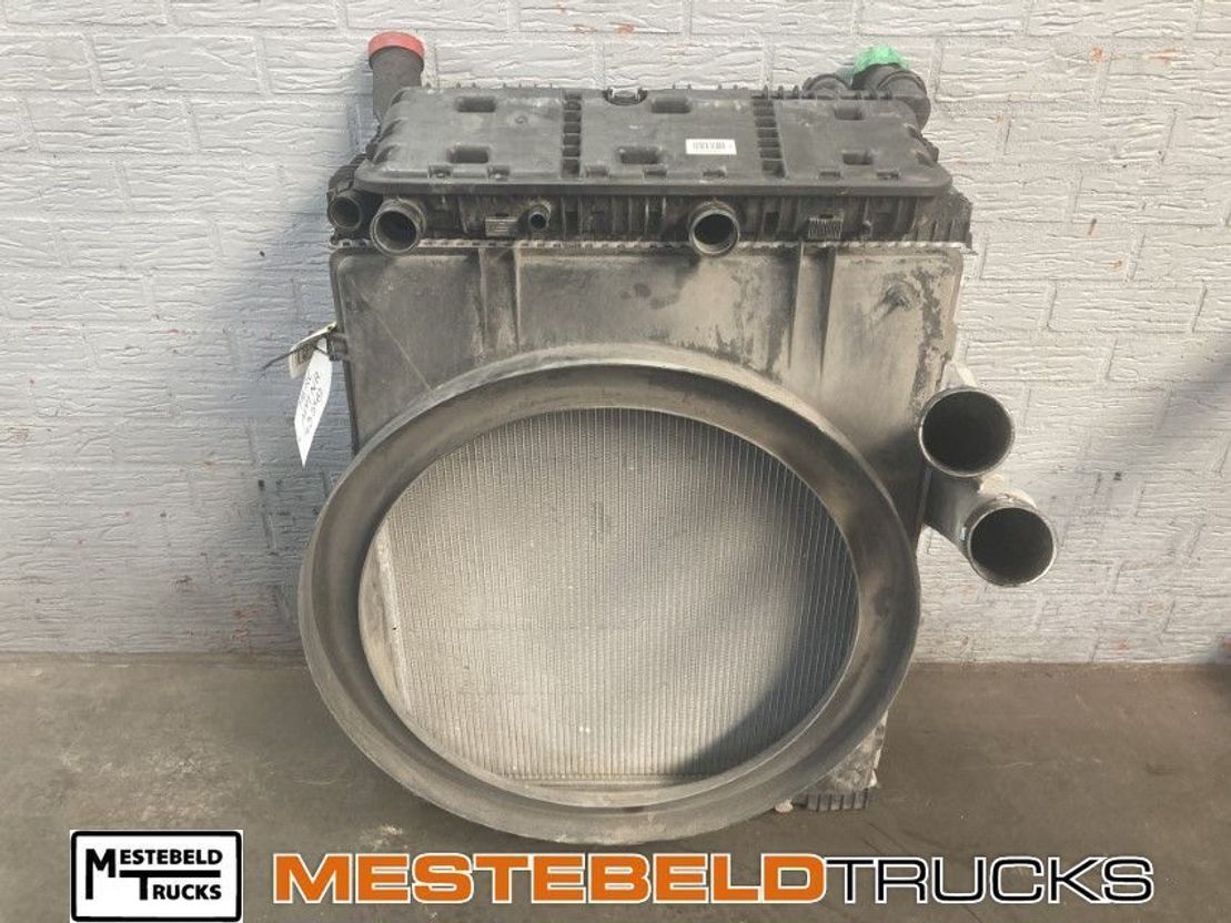 Mercedes-Benz Radiateur met intercooler - Radiator for Truck: picture 1 Mercedes-Benz Radiateur met intercooler - Radiator for Truck: picture 1