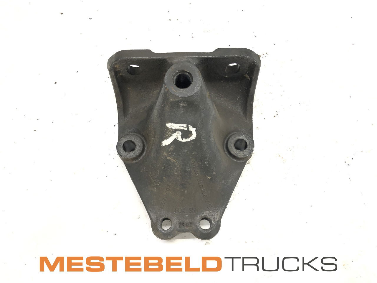 Mercedes-Benz Steun van cabine ophanging achter - Cab for Truck: picture 1 Mercedes-Benz Steun van cabine ophanging achter - Cab for Truck: picture 1