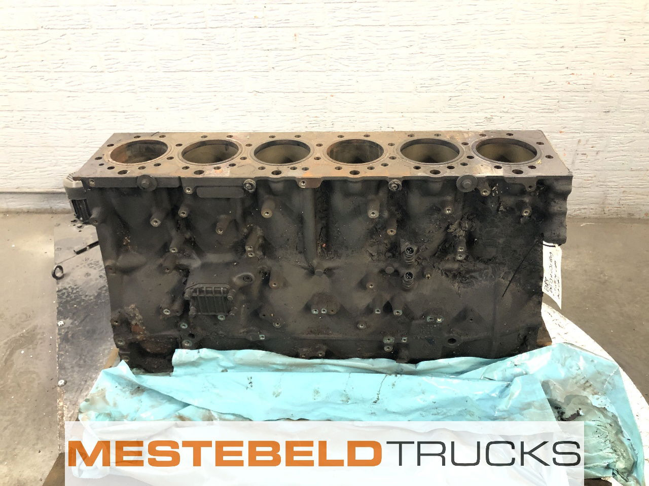 Renault Motorblok DXI 13 Magnum - Engine for Truck: picture 1 Renault Motorblok DXI 13 Magnum - Engine for Truck: picture 1