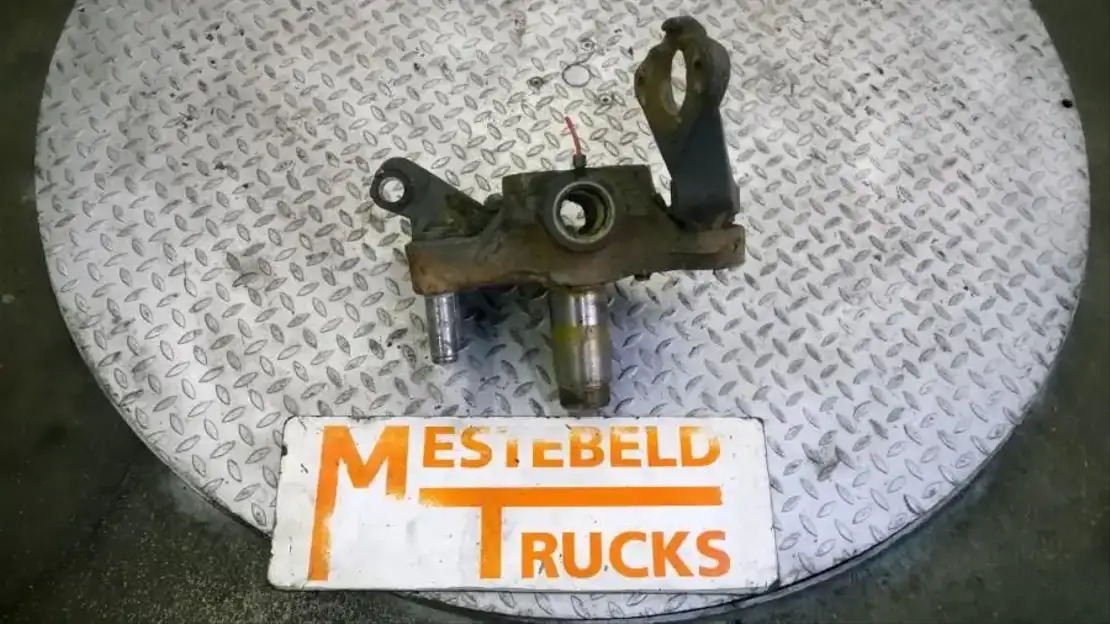 Scania Fusee rechts - Front axle for Truck: picture 1 Scania Fusee rechts - Front axle for Truck: picture 1