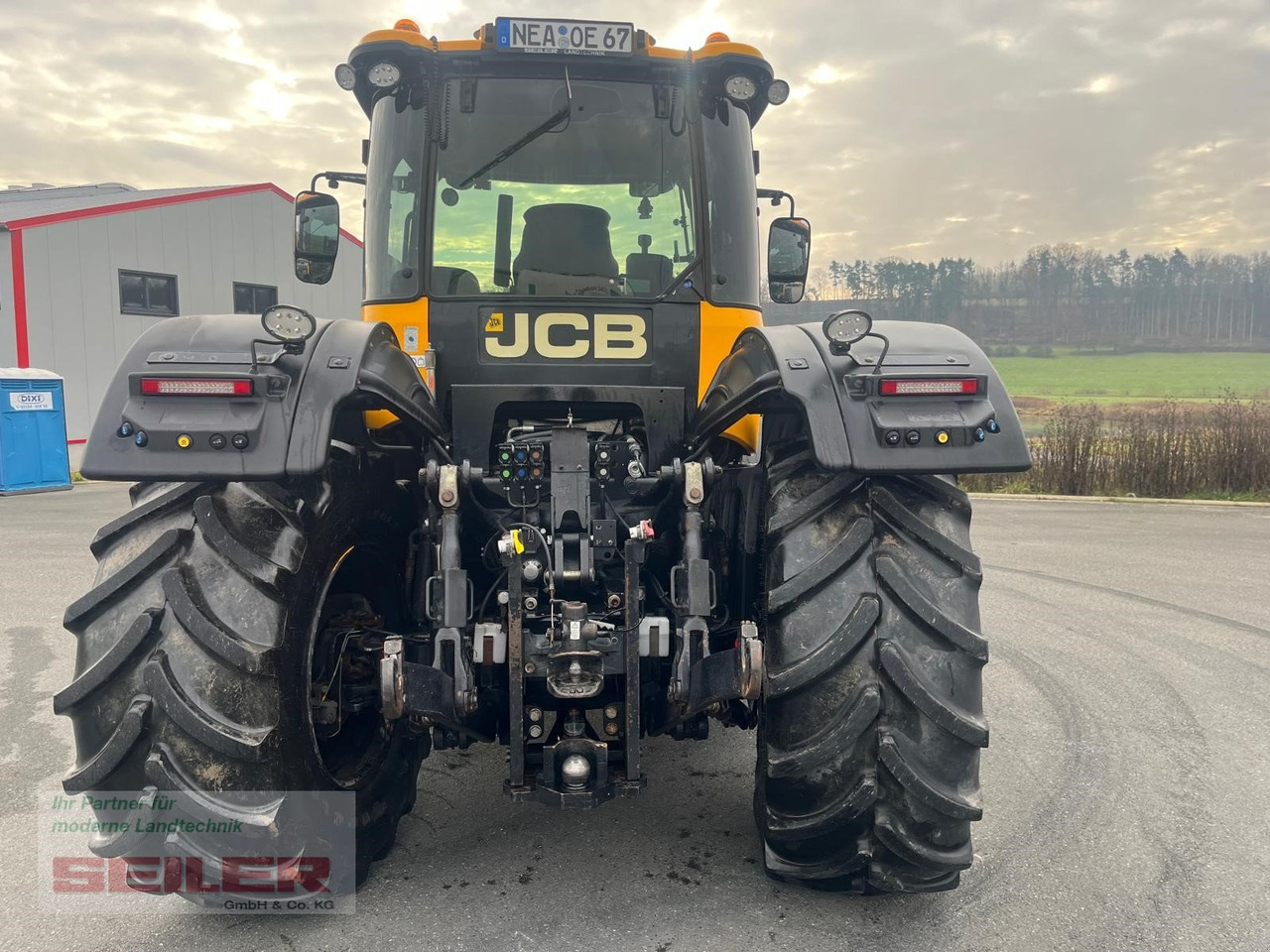 JCB Fastrac 4220 - Farm tractor: picture 5 JCB Fastrac 4220 - Farm tractor: picture 5