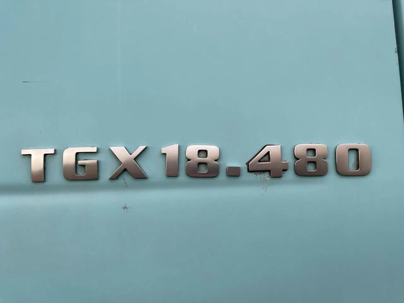 Tractor unit MAN TGX 18.480 Euro 5 Retarder 2 Tanks: picture 18 Tractor unit MAN TGX 18.480 Euro 5 Retarder 2 Tanks: picture 18