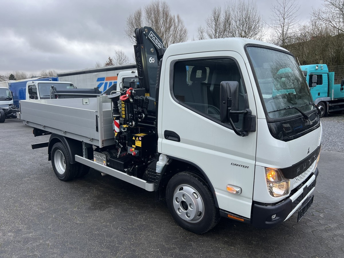 FUSO 6S15 Pritsche 3.0m Kran 4xhydr. Funk! - Open body delivery van: picture 5 FUSO 6S15 Pritsche 3.0m Kran 4xhydr. Funk! - Open body delivery van: picture 5