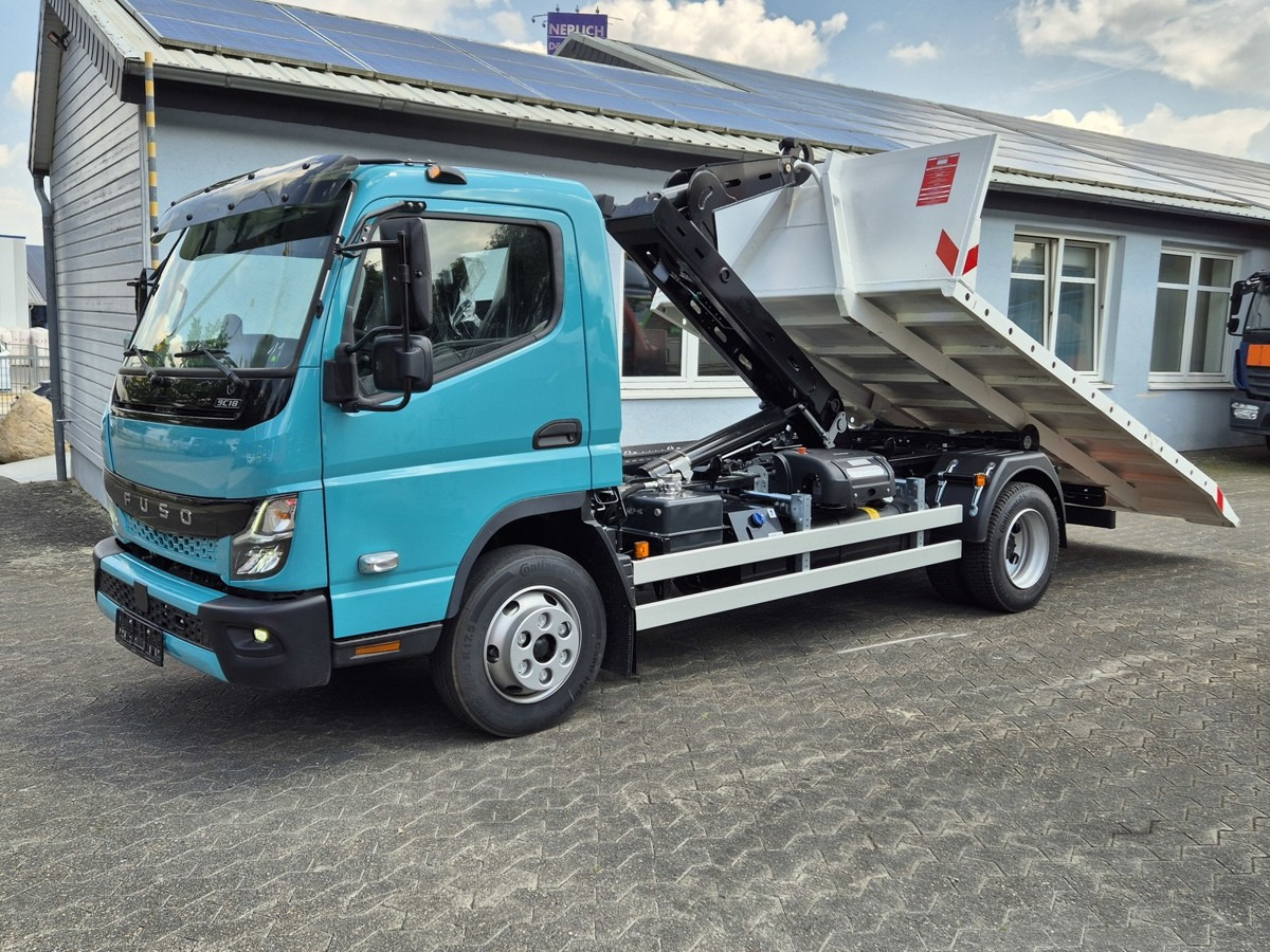 FUSO Canter FUSO 9C18 City Abrollkipper Krokbil Color - Hook lift truck, Crane truck: picture 2 FUSO Canter FUSO 9C18 City Abrollkipper Krokbil Color - Hook lift truck, Crane truck: picture 2
