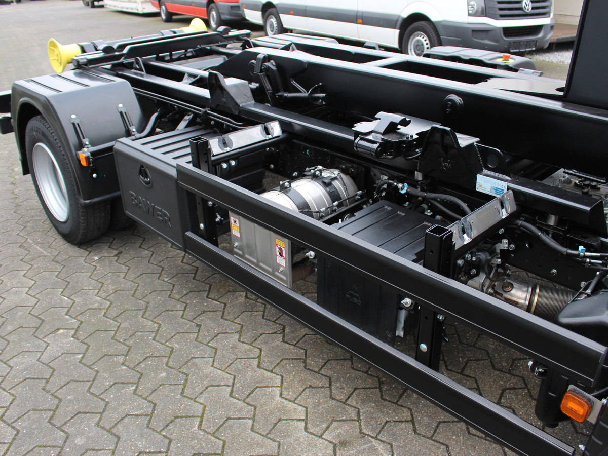New Hook lift truck, Crane truck FUSO Canter FUSO 9C18 Duonic City Abrollkipper Black: picture 8