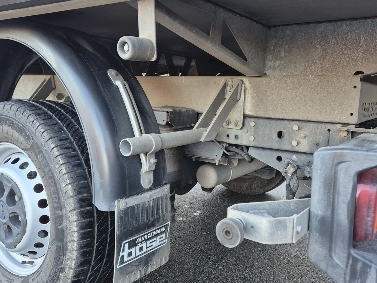 Beverage truck IVECO Daily 35-160 Getränkewagen 3,5t: picture 13