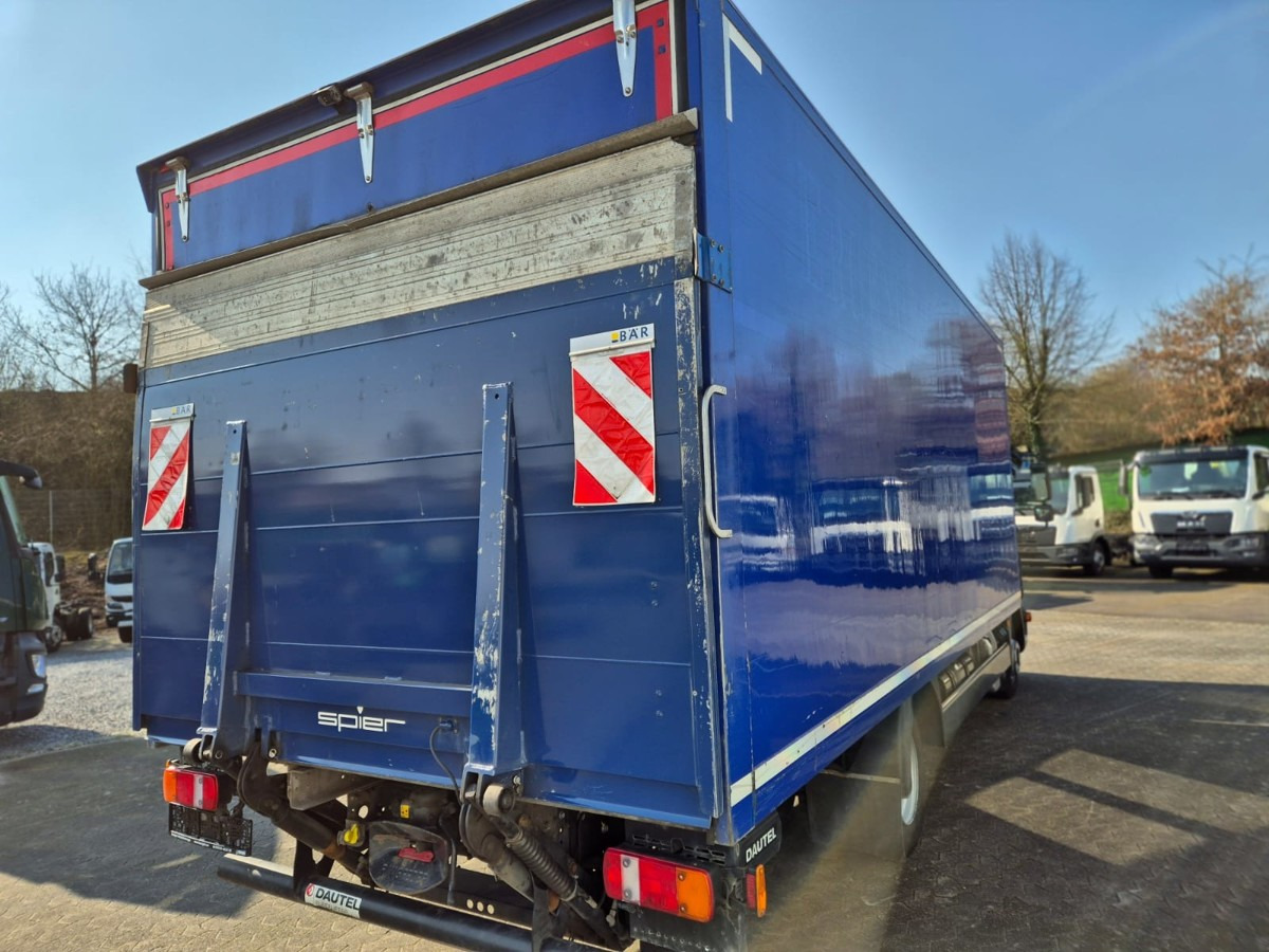 Box truck MAN TGL 8.220 Koffer 6.20m LBW AHK 8.190: picture 8