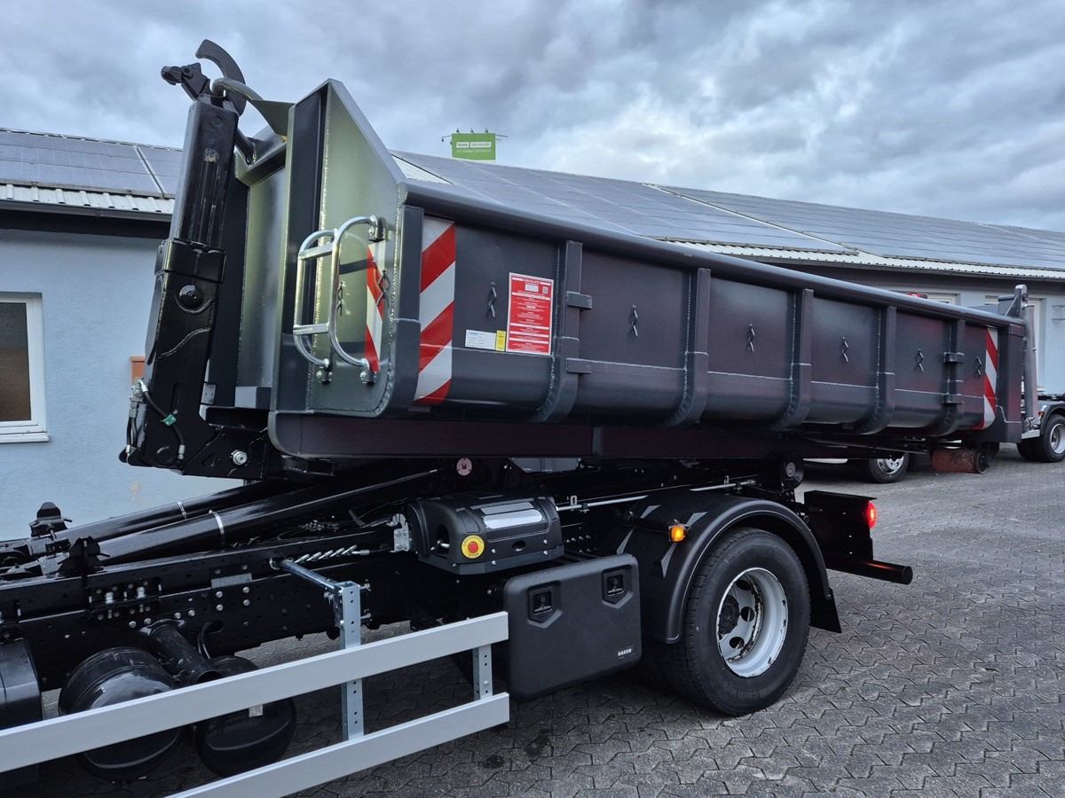 MAN TGM 15.250 Abrollkipper Multi Haken 900-1570mm - Hook lift truck: picture 4 MAN TGM 15.250 Abrollkipper Multi Haken 900-1570mm - Hook lift truck: picture 4