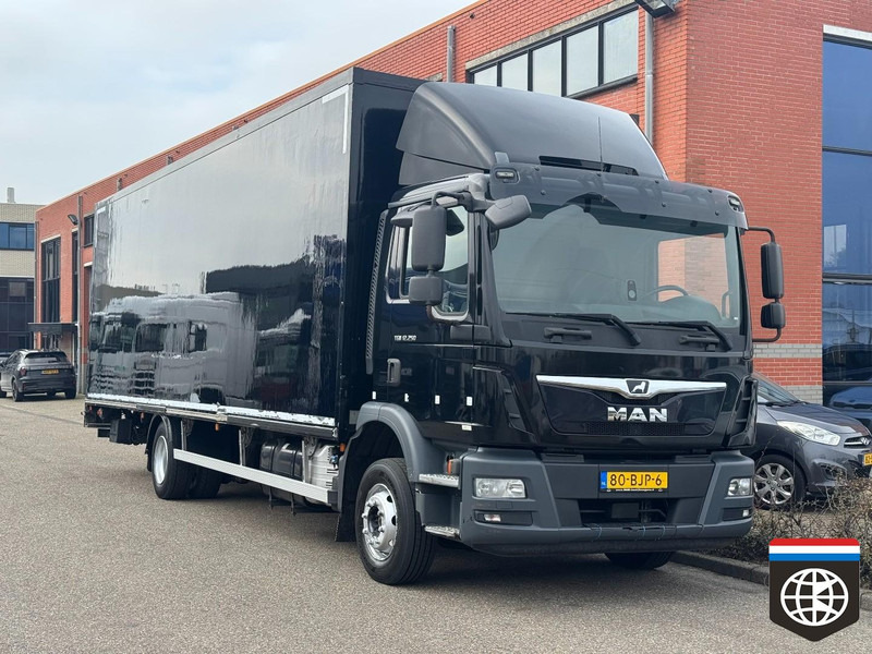 MAN TGM - Box truck: picture 2 MAN TGM - Box truck: picture 2