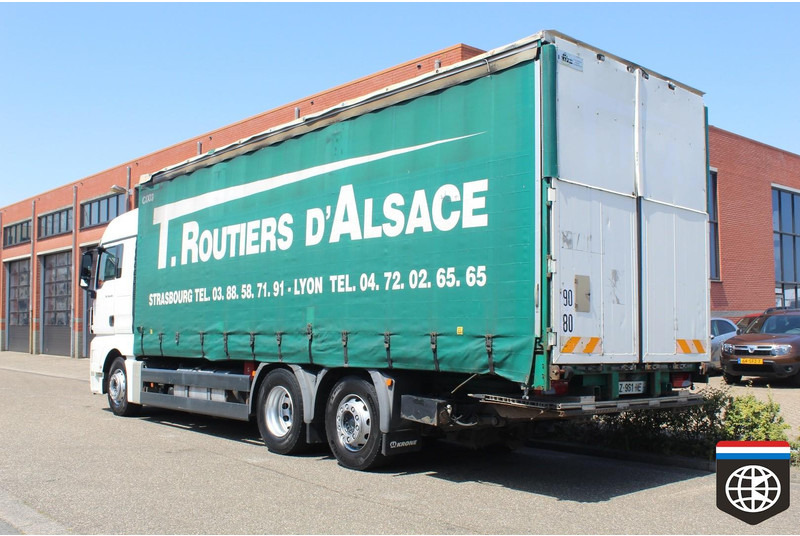 MAN TGX 26 440 RETARDER - NIGHT A/C - Curtainsider truck: picture 4 MAN TGX 26 440 RETARDER - NIGHT A/C - Curtainsider truck: picture 4