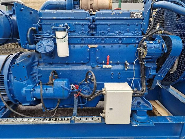 DAF 1160 Generator MX 250 MB4 - Generator set: picture 5 DAF 1160 Generator MX 250 MB4 - Generator set: picture 5