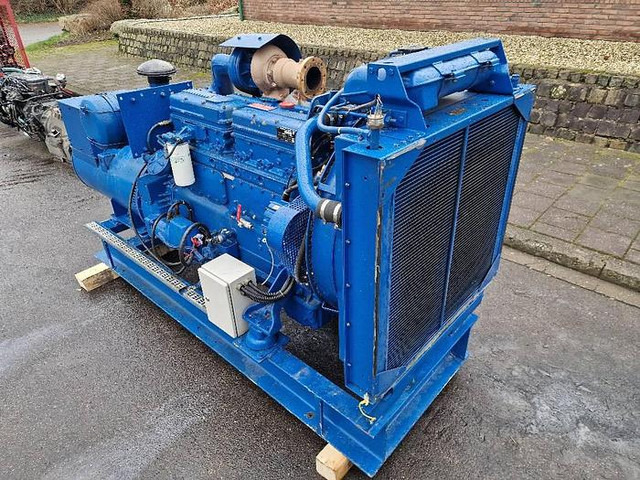 DAF 1160 Generator MX 250 MB4 - Generator set: picture 4 DAF 1160 Generator MX 250 MB4 - Generator set: picture 4