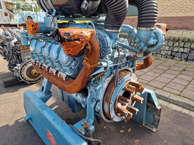 MAN D2840LE21 - Engine: picture 5 MAN D2840LE21 - Engine: picture 5