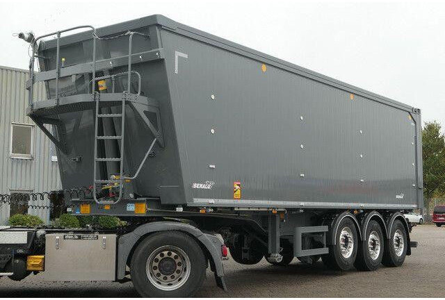 Benalu Agriliner FL 9150, Alu, 51m³,Kombitür,Alu-Felgen - Tipper semi-trailer: picture 2 Benalu Agriliner FL 9150, Alu, 51m³,Kombitür,Alu-Felgen - Tipper semi-trailer: picture 2