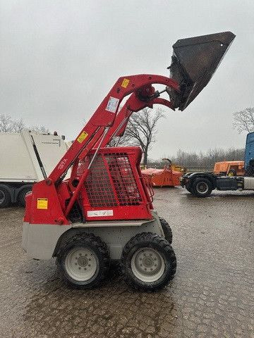 Bobcat S 130, S.W.S., 3. Steuerkreis, Div. Anbaugeräte - Mini excavator: picture 3 Bobcat S 130, S.W.S., 3. Steuerkreis, Div. Anbaugeräte - Mini excavator: picture 3