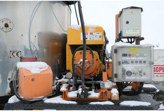 FAEHNDRICH Gussasphaltkocher TKS02-A12, Hatz - Construction machinery: picture 3 FAEHNDRICH Gussasphaltkocher TKS02-A12, Hatz - Construction machinery: picture 3