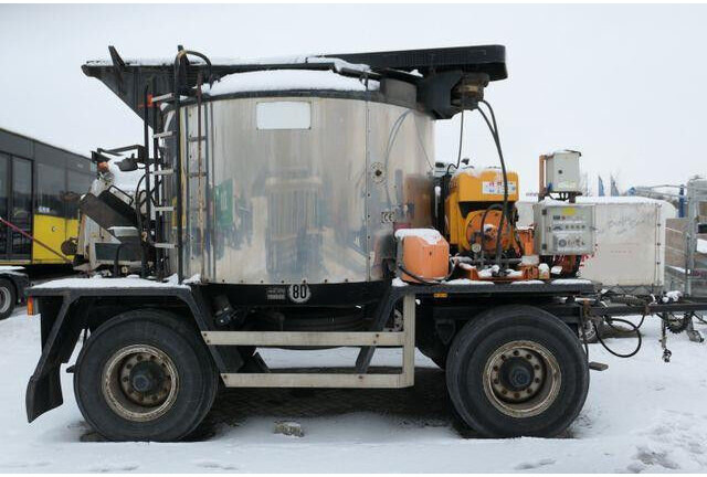FAEHNDRICH Gussasphaltkocher TKS02-A12, Hatz - Construction machinery: picture 2 FAEHNDRICH Gussasphaltkocher TKS02-A12, Hatz - Construction machinery: picture 2