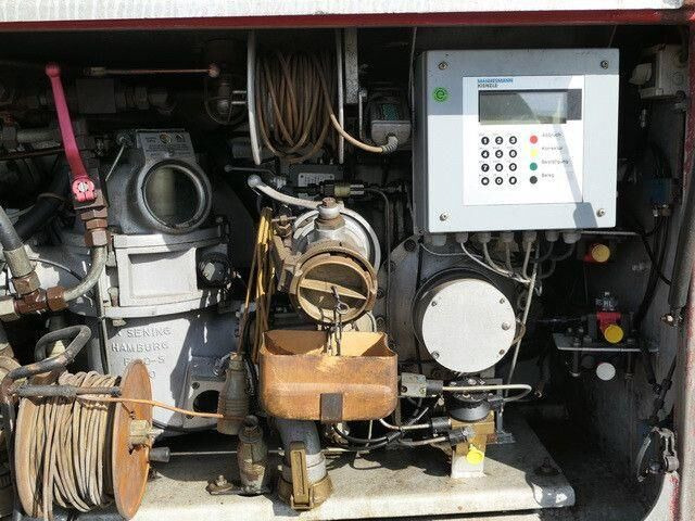 Esterer 32.700ltr., Sening Pumpe,Bodenbefüllung - Tank semi-trailer: picture 5 Esterer 32.700ltr., Sening Pumpe,Bodenbefüllung - Tank semi-trailer: picture 5