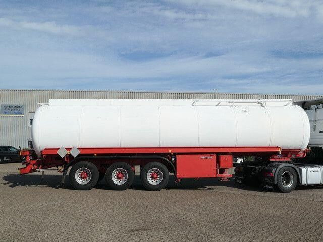Esterer 32.700ltr., Sening Pumpe,Bodenbefüllung - Tank semi-trailer: picture 2 Esterer 32.700ltr., Sening Pumpe,Bodenbefüllung - Tank semi-trailer: picture 2