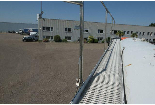 Tank semi-trailer for transportation of cement Feldbinder EUT 37.5, 1 Kammer, Luft-Lift, 27m³, SAF-Achsen: picture 12