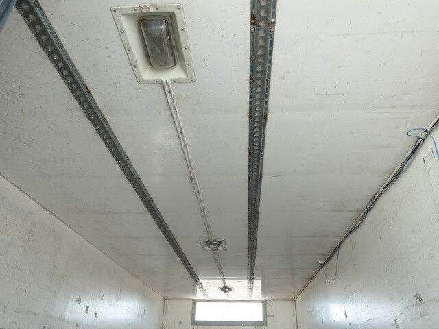 Box truck Isolierter Koffer, 7.350mm lang, Trennwand: picture 8