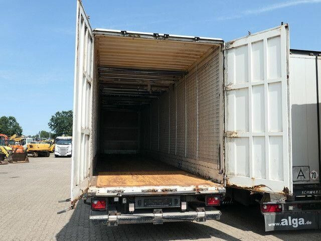 Krone SDK 27, Schlüssellochblech, LBW, Luft-Lift, SAF - Closed box semi-trailer: picture 5 Krone SDK 27, Schlüssellochblech, LBW, Luft-Lift, SAF - Closed box semi-trailer: picture 5