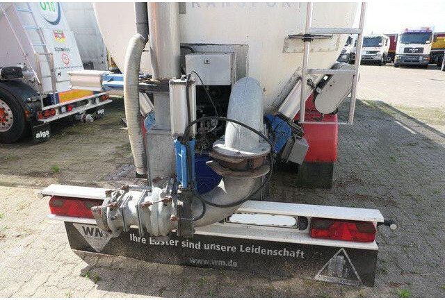 LAG GSA 24, Gülleauflieger, Vogelsang, 32m³, BPW - Tank semi-trailer: picture 4 LAG GSA 24, Gülleauflieger, Vogelsang, 32m³, BPW - Tank semi-trailer: picture 4