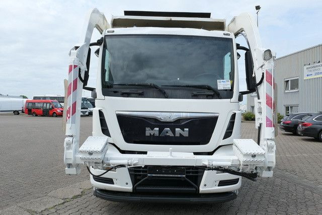 MAN 26.320 TGS BL 6x2, Überkopflader/Frontlader, AC MAN 26.320 TGS BL 6x2, Überkopflader/Frontlader, AC - Garbage truck: picture 2 MAN 26.320 TGS BL 6x2, Überkopflader/Frontlader, AC MAN 26.320 TGS BL 6x2, Überkopflader/Frontlader, AC - Garbage truck: picture 2