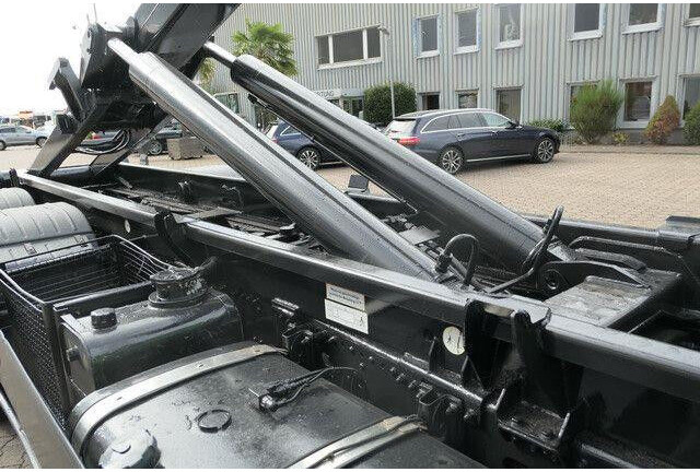 MAN 26.390 TGA BL 6x4, VDL S-21 6200, AHK, Klima - Hook lift truck: picture 2 MAN 26.390 TGA BL 6x4, VDL S-21 6200, AHK, Klima - Hook lift truck: picture 2