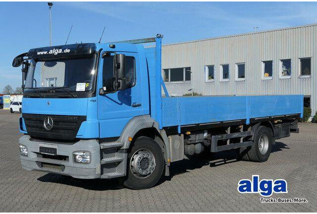 Mercedes-Benz 1824 L Axor 4x2, 3. Sitz, AHK, Gerüstbau, Klima - Dropside/ Flatbed truck: picture 1 Mercedes-Benz 1824 L Axor 4x2, 3. Sitz, AHK, Gerüstbau, Klima - Dropside/ Flatbed truck: picture 1