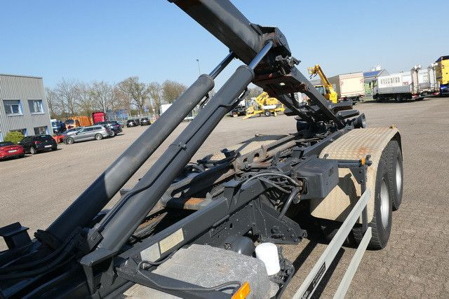 Mercedes-Benz 3343 Actros 6x4, Multilift LHS26056, Klima, AHK - Hook lift truck: picture 2 Mercedes-Benz 3343 Actros 6x4, Multilift LHS26056, Klima, AHK - Hook lift truck: picture 2