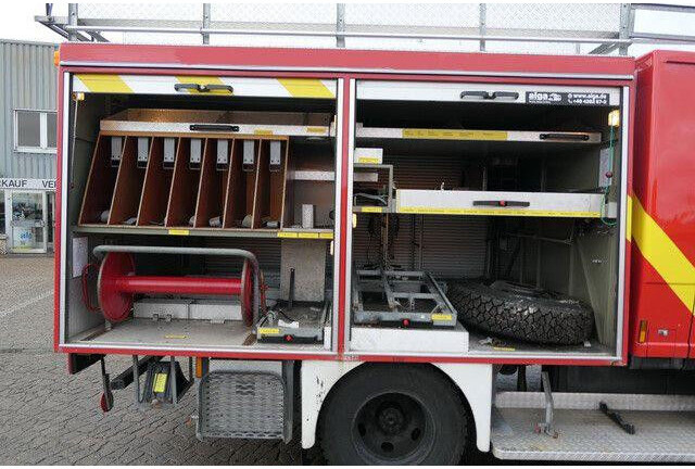 Mercedes-Benz 814 F 4x2, Pumpe, DOKA, Feuerwehr, 26tkm - Fire truck: picture 3 Mercedes-Benz 814 F 4x2, Pumpe, DOKA, Feuerwehr, 26tkm - Fire truck: picture 3