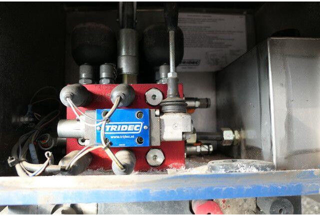 Schütte SAL35, Tiefbett 8,7m, 2x gelenkt, BPW - Dropside/ Flatbed semi-trailer: picture 4 Schütte SAL35, Tiefbett 8,7m, 2x gelenkt, BPW - Dropside/ Flatbed semi-trailer: picture 4