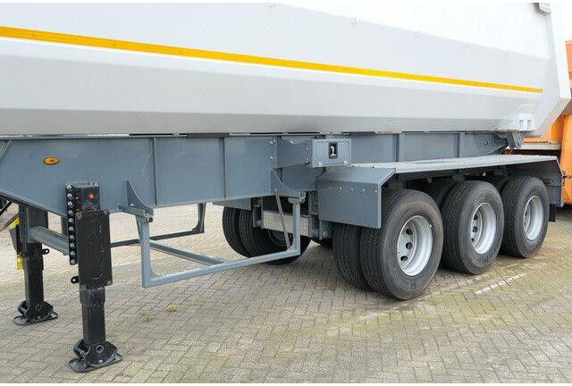 Stahl Hardox, 42m³, gr. Achsen, 4x am Lager - Tipper semi-trailer: picture 2 Stahl Hardox, 42m³, gr. Achsen, 4x am Lager - Tipper semi-trailer: picture 2