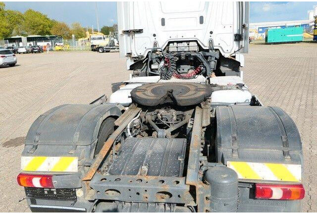 Mercedes-Benz 2443 LS Actros 6x2, 3-Achser, 24to. GG, Waage - Tractor unit: picture 4 Mercedes-Benz 2443 LS Actros 6x2, 3-Achser, 24to. GG, Waage - Tractor unit: picture 4