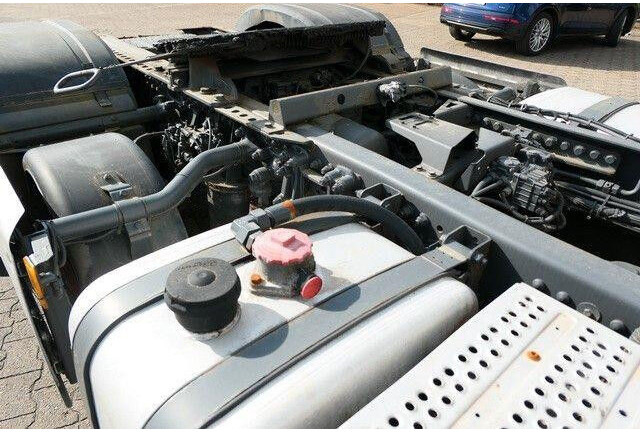Tractor unit Mercedes-Benz 2443 LS Actros 6x2, 3-Achser, 24to. GG, Waage: picture 10