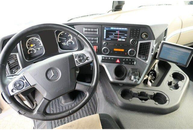 Tractor unit Mercedes-Benz 2443 LS Actros 6x2, 3-Achser, 24to. GG, Waage: picture 13