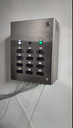 Armoire neuve de contrôle t° fermenteur Simatec 4 thermorégulateurs - Food processing equipment: picture 2 Armoire neuve de contrôle t° fermenteur Simatec 4 thermorégulateurs - Food processing equipment: picture 2