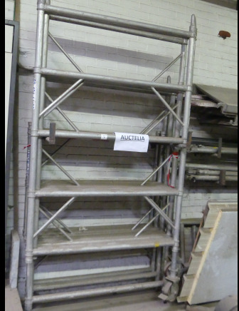 Construction equipment Echafaudage: picture 1
