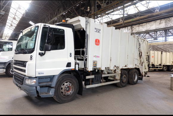 REF : 8 -Camion Poubelle DAF CF75 - Garbage truck: picture 1 REF : 8 -Camion Poubelle DAF CF75 - Garbage truck: picture 1