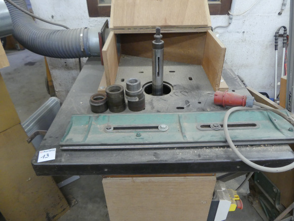 Toupie + chariot à tenonner Danckaert - Woodworking machinery: picture 2 Toupie + chariot à tenonner Danckaert - Woodworking machinery: picture 2