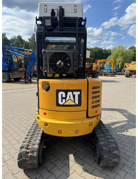 Caterpillar 302.7 BJ 2020 2378 uur AIRCO EN OVERDRUK !! - Mini excavator: picture 4 Caterpillar 302.7 BJ 2020 2378 uur AIRCO EN OVERDRUK !! - Mini excavator: picture 4