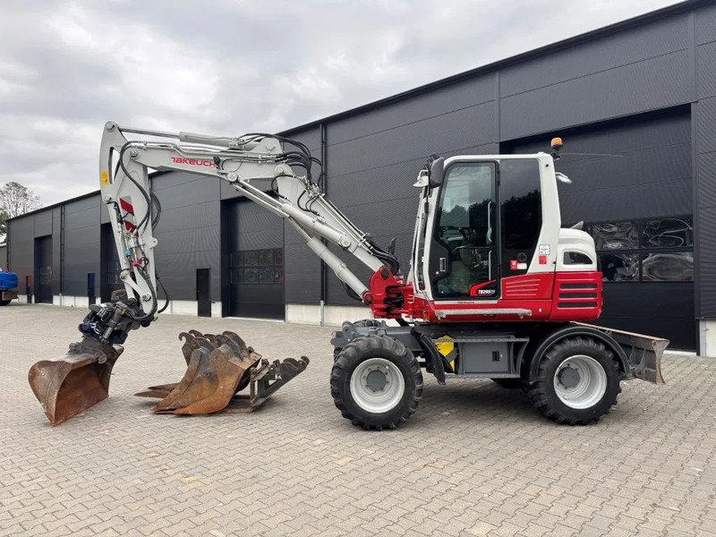 Takeuchi TB29W 2022 3700 uur ! DKS - Wheel excavator: picture 1 Takeuchi TB29W 2022 3700 uur ! DKS - Wheel excavator: picture 1