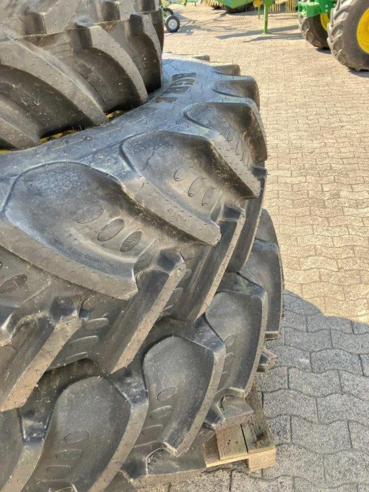 BKT 480/65R28 - Tire for Agricultural machinery: picture 3 BKT 480/65R28 - Tire for Agricultural machinery: picture 3